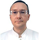 Врач Царегородцев Владимир Васильевич