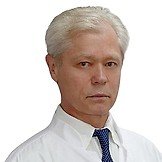 Врач Царев Юрий Клавдиевич