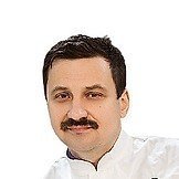 Врач Гаар Евгений Владимирович